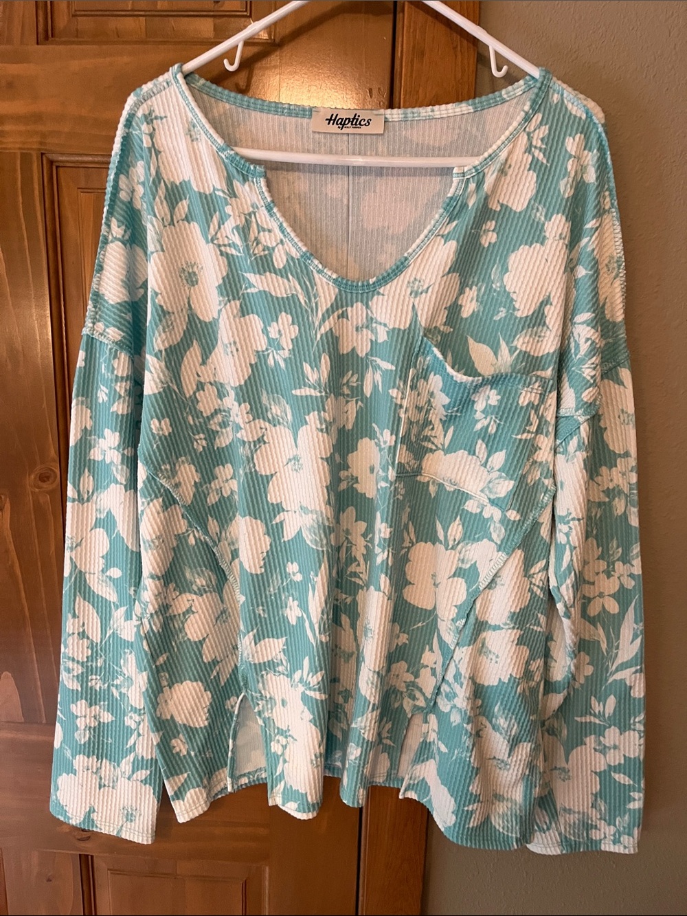 Haptics Mint and Cream Floral V-Neck Long-Sleeve Pullover